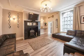 Host & Stay - Rosedale House - Image 4