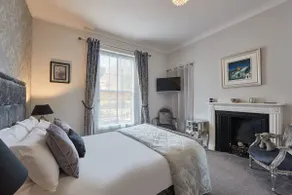 Host & Stay - Rosedale House - Image 3