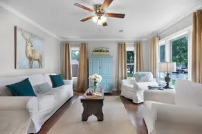 Charming Home Just 4 Blks from Main St! - Image 4