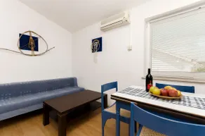 Apartments and Rooms Mladen (24281-A3) - Vodice - Image 5