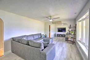 Bluefield Retreat w/ Pool Table: Near Parks! - Image 3