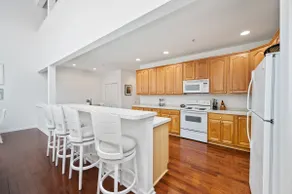 The Hingham House - Image 5