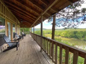 Trout Run Lodge ~ with Gorgeous White River Views - Image 4