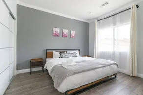 Modern Space Hideaway - Image 5