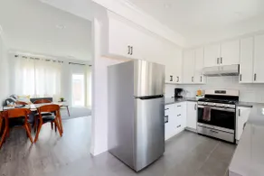 Modern Space Hideaway - Image 3