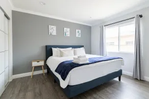 Spacious Sleek Home - Image 3