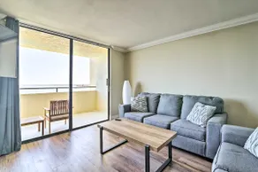 Waterfront Condo: Resort Pool, Tennis & Beach - Image 4