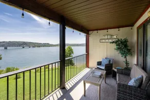 Waterfront Pool! Near SDC - Step-Free Access! - Image 3