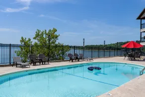 Waterfront Pool! Near SDC - Step-Free Access! - Image 2