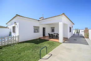 Ferienhaus 'Villa Ibicenca' mit privatem Pool, privater Terrasse und WLAN - Image 3