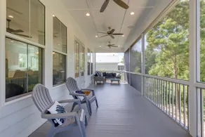 Coastal Waveland House 1/2 Block to Pub Beach - Image 2