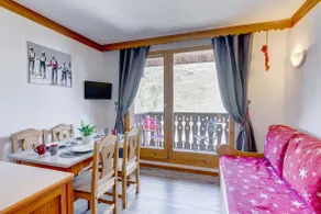 Les Valmonts 711 - Image 2