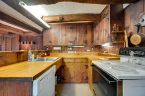 'Sky Parlor Farm' on 480 Acres w/ Fire Pit! - Image 4