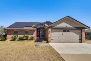 Hot Tub, Pool, & Fire Pit! Solar-Powered Hutto Gem - Image 3