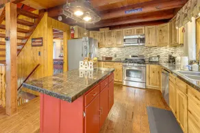 Game Room & 2 Decks: Walkable Lake Arrowhead Cabin - Image 3