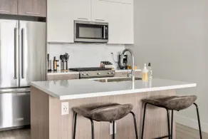 Art-Inspired Loft with Mountain View - Zuni Lofts - Image 4