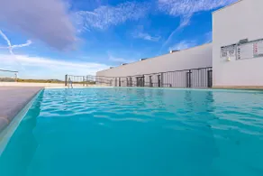 Large private garden and pool - Fiber Optic Wi-Fi - Image 2