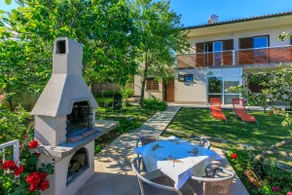 Three Bedroom House, in Sv.Jelena - Image 4