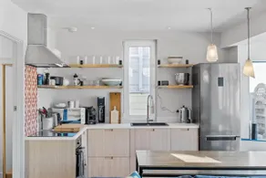 Beach House with Stunning Sea Views - Image 4