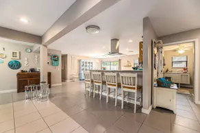 Boardwalk POOL Home w optional Heated pool - Image 3