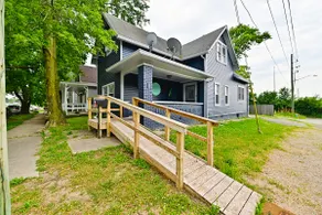 Indianapolis Luxury Clean Downtown Home. - Image 4