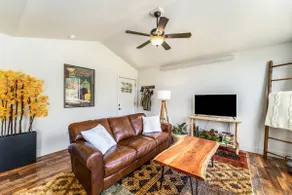 Serenity in the Rockies townhouse - Image 3