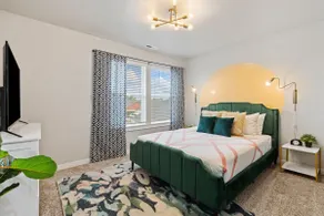3BR Art Deco Townhome Near Downtown Caldwell + Garage - Image 5