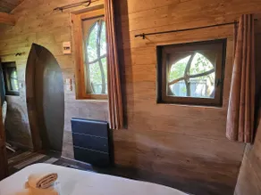 The Treehouse - Image 5
