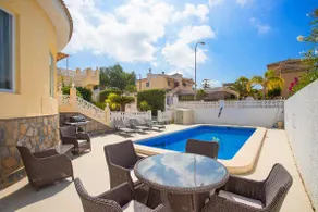 Villa Costablanca Townhouse Quesada City - Image 3