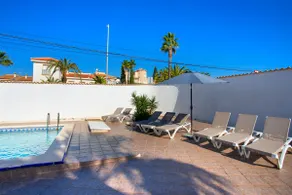 Villa Mare Townhouse Quesada City - Image 4
