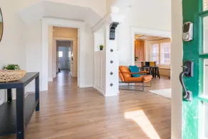 8BR at Tower Grove Park Sleeps 22 / ABODEbucks - Image 3