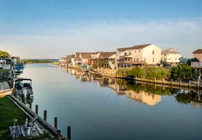 Statuesque waterfront home by Seaside Vacations & Sales - Image 2