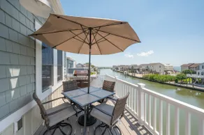 Statuesque waterfront home by Seaside Vacations & Sales - Image 5