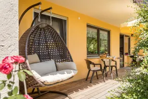 Alojamento e pequeno-almoço em Gertrud's com jardim, terraço e parque infantil - Image 2