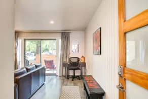 Ninth Street Retreat - Image 4