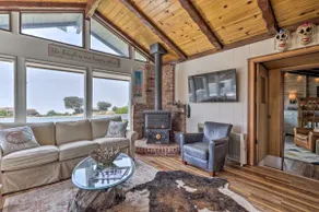 Irish Beach Cottage w/ Beach Access & Ocean Views - Image 4