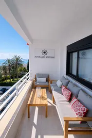 Panoramic boutique with beautiful views - Image 2
