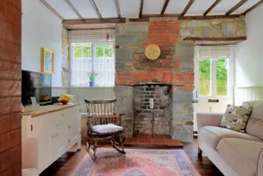 Lavender Cottage - Image 2
