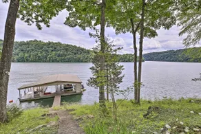 Inviting Family Abode w/ Dock on Norris Lake! - Image 2