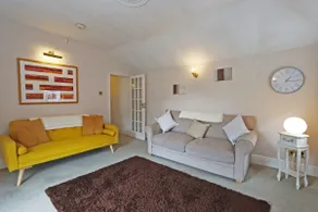 Compton House Snug - Image 3