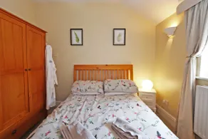 Compton House Snug - Image 5