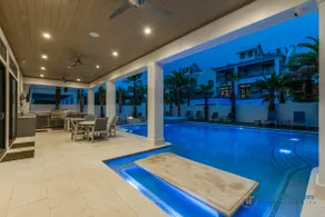 💎 Sapphire Shores | Heated* Pool | Walk to Beach | 2 Golf Carts | Free Excursions - Image 2