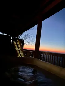 The Escape-newly remodeled w/amazing views - Image 3