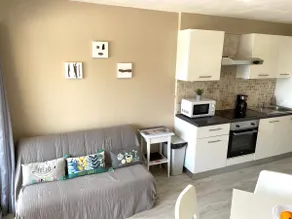 new cocooning studio and terrace port de hyères - Image 5