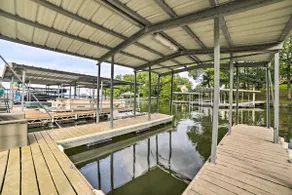 Kentucky Lake House With a Great Outdoor Space! - Image 2