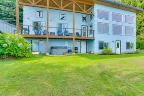 Lake Whatcom House w/ Private Hot Tub + Dock - Image 3