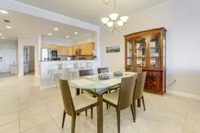 8th Floor Penthouse, Walk to Clearwater Beach - Image 4