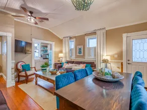 Perfect Couples Getaway, Heated Pool Access - Image 5