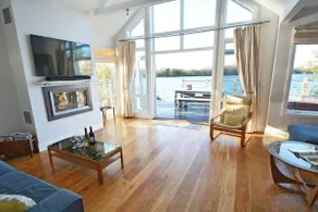 The Moorings No.18. Sleeps 10 max, with Hot Tub - Image 5