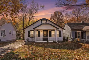 Waldo Craftsman - Fenced yard + Walkable to dining - Image 5